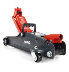 Altura mínima reduzida para fácil acesso por baixo da viatura